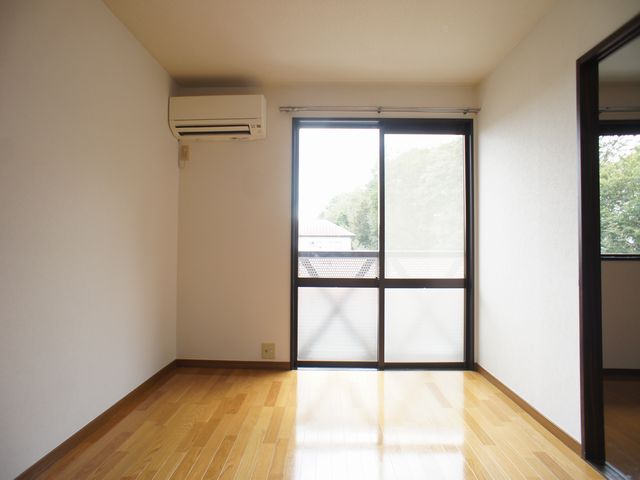 居室・リビング　快適に過ごせるダイニングキッチンです♪