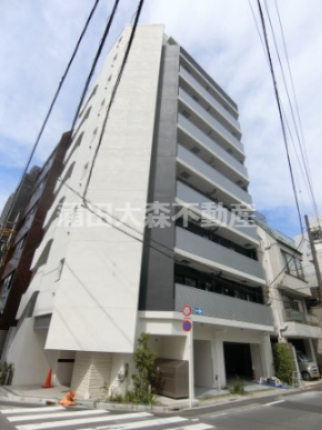 建物外観　2025年3月築　RC鉄筋コンクリート造地上9階建て総戸数1