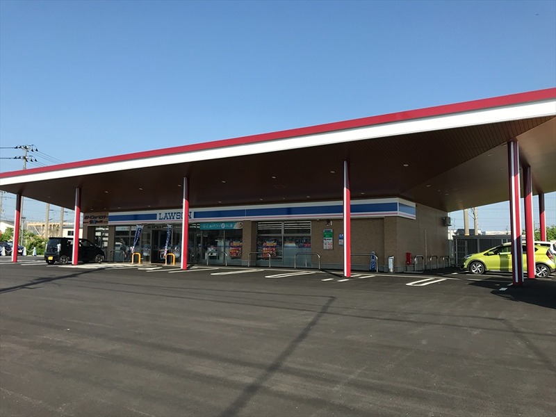 コンビニ　ローソン 弘前堅田二丁目店（コンビニ）まで598m