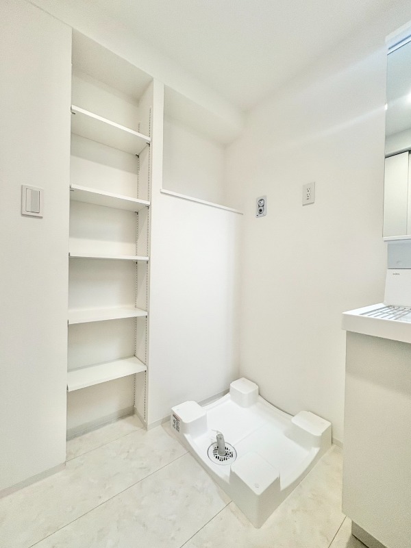 その他設備　室内洗濯機置き場です♪