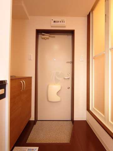 玄関　ルミエスタ世田谷(参考画像)