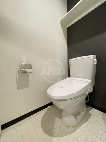 トイレ　City Lux Namba　温水洗浄便座