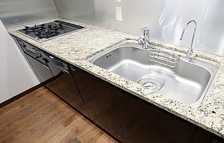 キッチン　別タイプ部屋　参考写真です