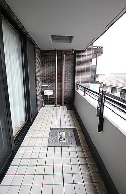 バルコニー　別タイプ部屋　参考写真です