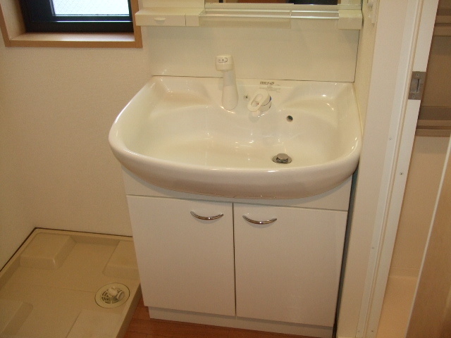 洗面設備　別号室参照