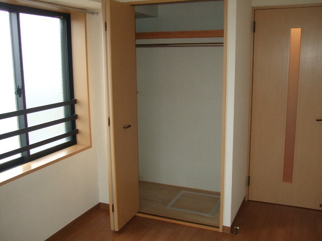 収納　別号室参照