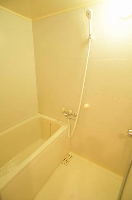 バス・シャワールーム　バストイレ別♪