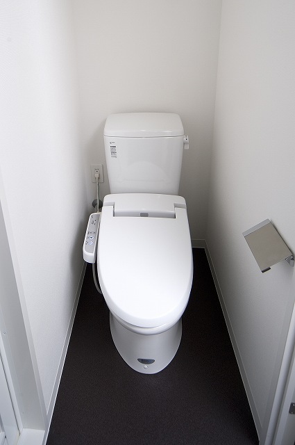 トイレ　シャワートイレ