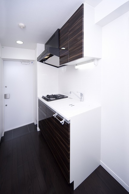 キッチン　２口ガスシステムキッチン☆作業場も確保できます☆