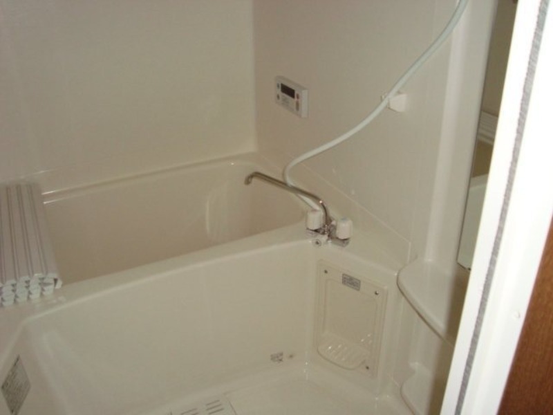 バス・シャワールーム　図面と現状に相違がある場合には現状を優先