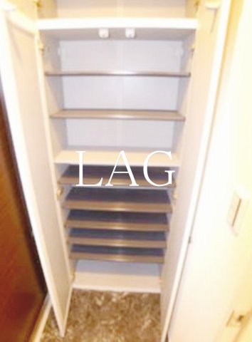 玄関　玄関です。