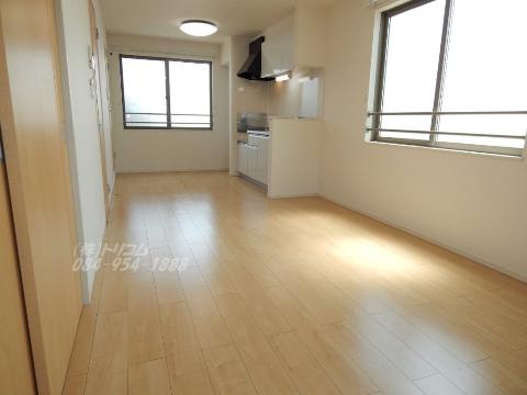 居室・リビング　リビング