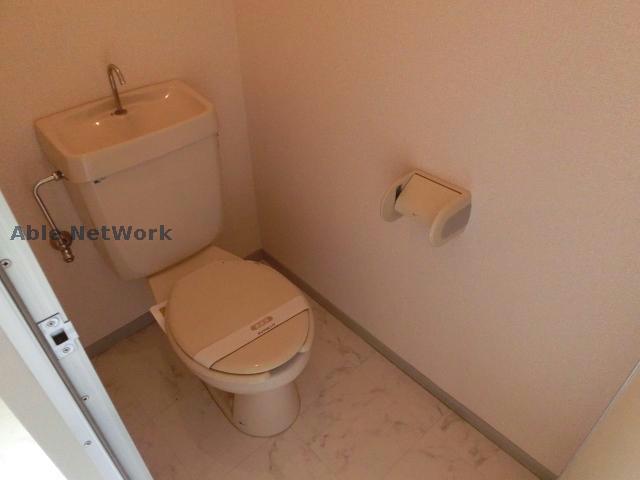 トイレ　同型モデル