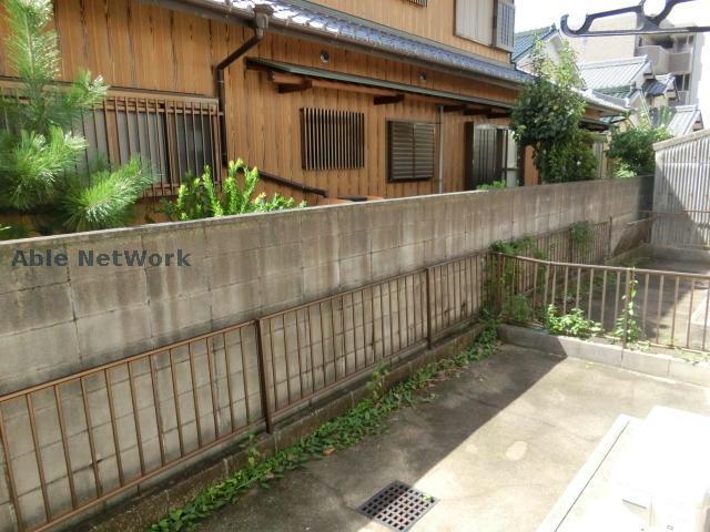 庭　同型モデル