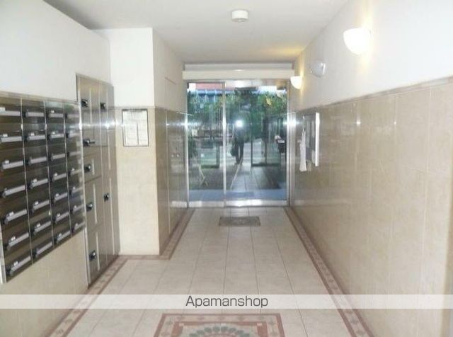 ロビー　ロビー