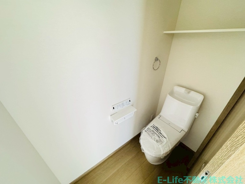 駐車場　トイレ