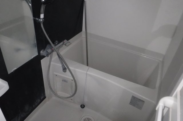 バス・シャワールーム　他のお部屋の参考写真となります。