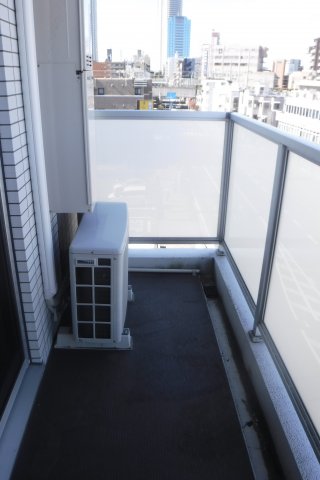 バルコニー　他のお部屋の参考写真となります。