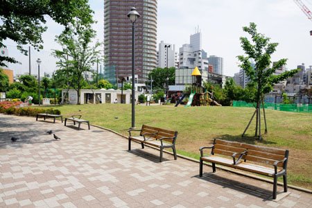 公園　新宿区立富久さくら公園（公園）まで395m
