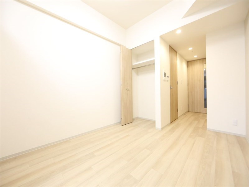 居室・リビング　ＬＤＫ8帖　クローゼット付（収納充実してます）