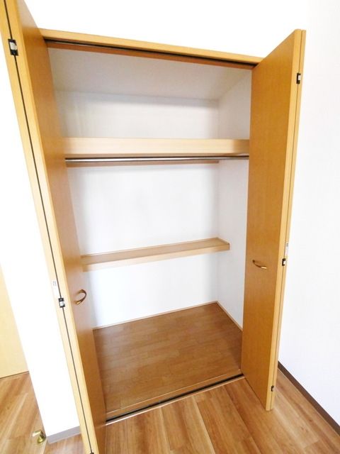 収納　同物件別部屋写真