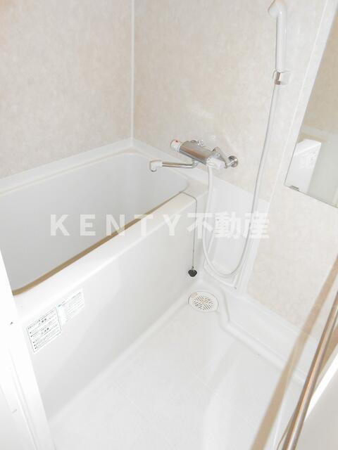 バス・シャワールーム　ゆったり過ごせるお風呂です