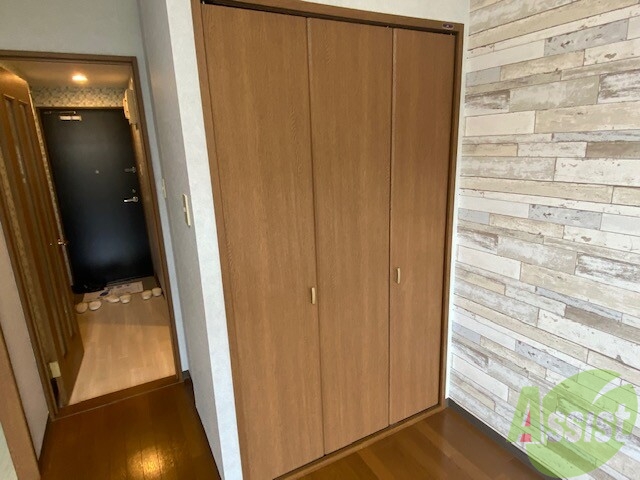 収納　大きめのクローゼットです。中はどうなっているのでしょうか。