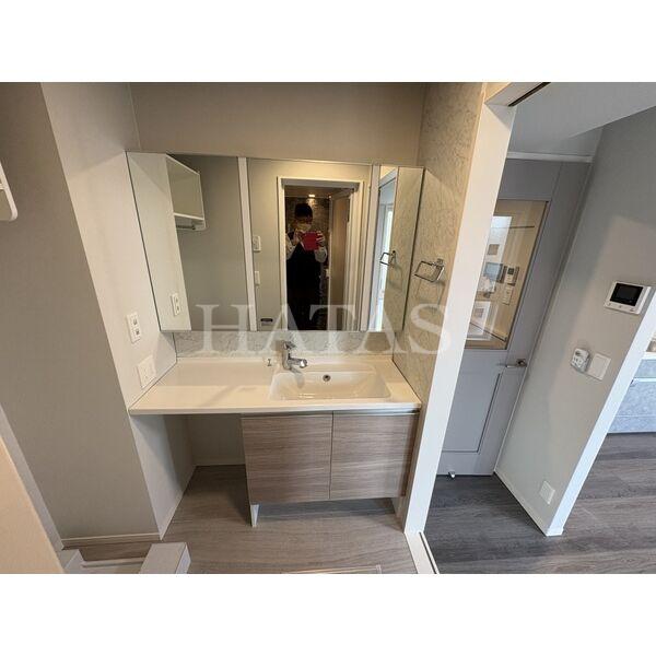 洗面設備　同物件別部屋のお写真です※現況優先