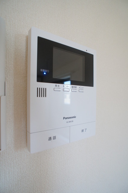 セキュリティ　ＴＶモニタ付インターホン設置済みで突然の来訪者が来ても安心◎