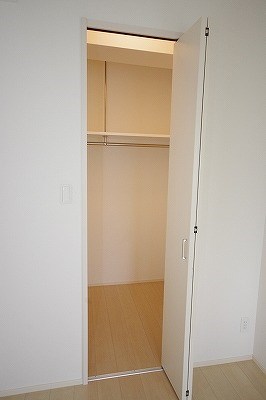 収納　ウォークインクローゼット
