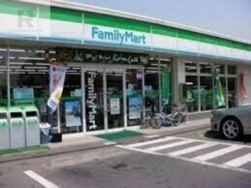 コンビニ　ファミリーマート博労町一丁目店（コンビニ）まで118m