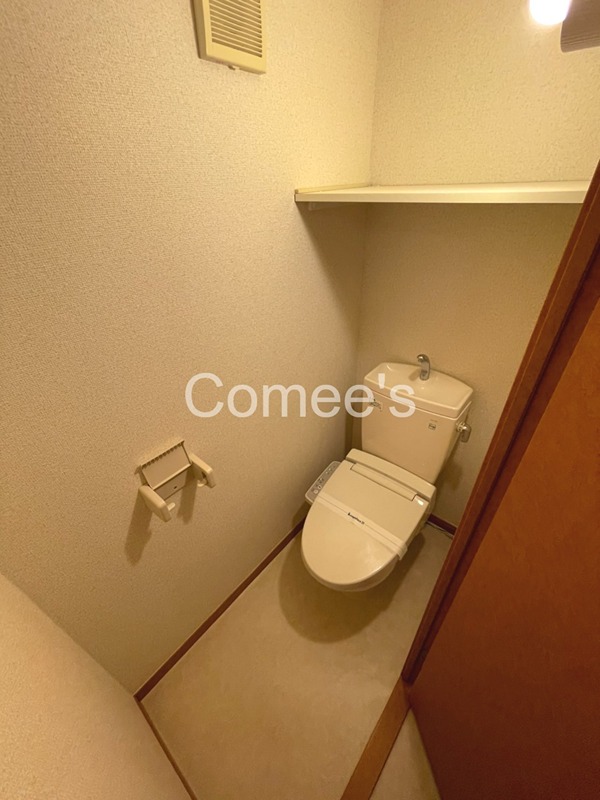 トイレ　温水洗浄便座