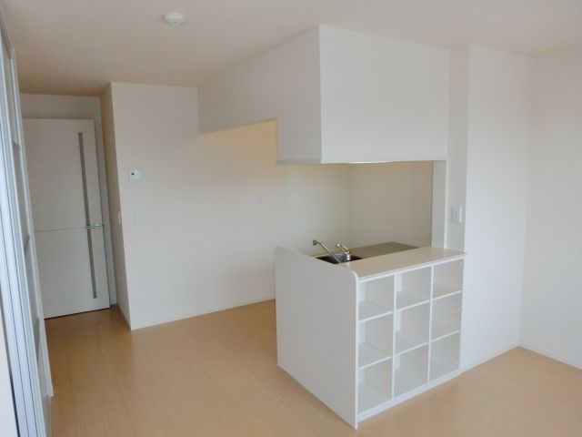 その他部屋・スペース　バルコニーからのＬＤＫです。