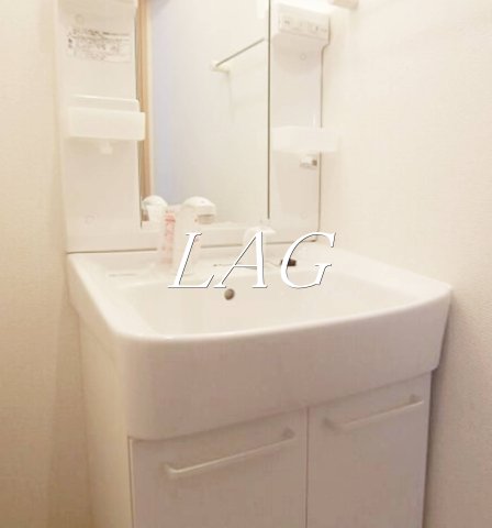 洗面設備　洗面台です。