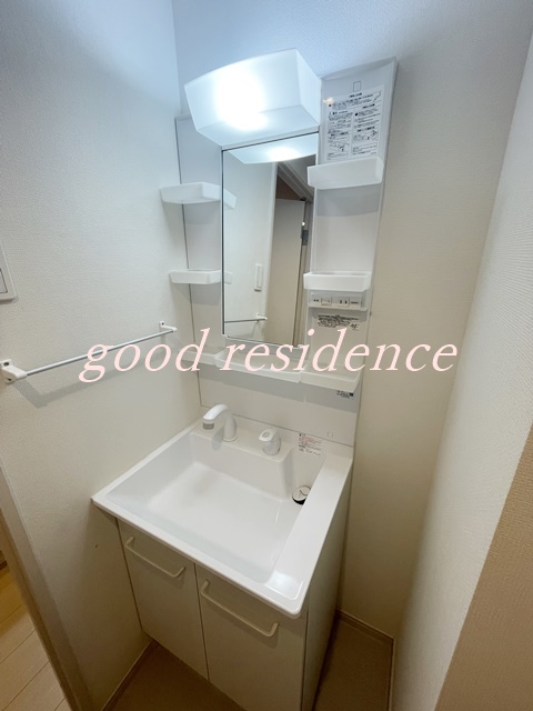 洗面設備　【横浜駅までも至近の好立地、人気物件！】オススメ物件♪