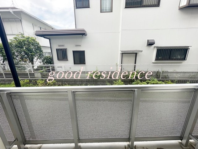 バルコニー　【横浜駅までも至近の好立地、人気物件！】オススメ物件♪