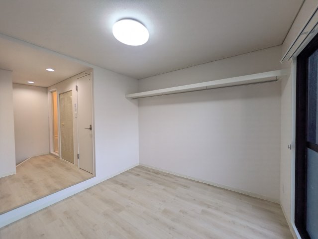 居室・リビング　インベリアルルーム（旧パールハイツカトウ ）