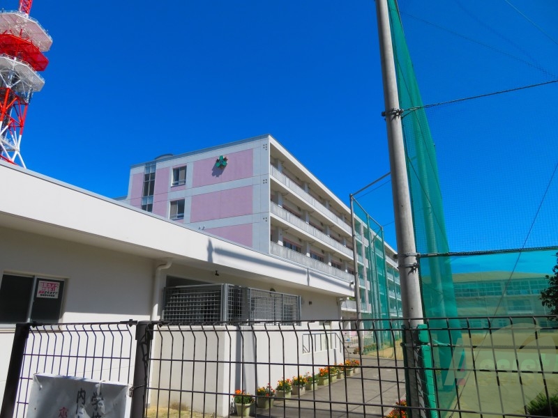 中学校　仙台市立宮城野中学校（中学校）まで126m