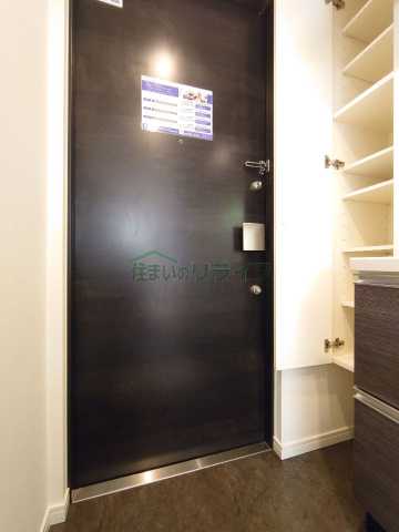 玄関　レジディア中野