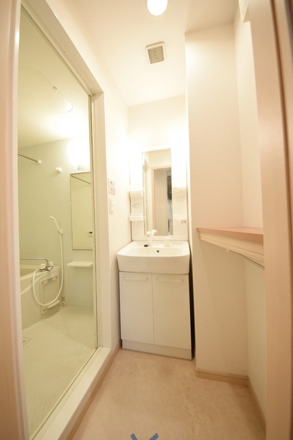 洗面設備　★身だしなみはこちら★