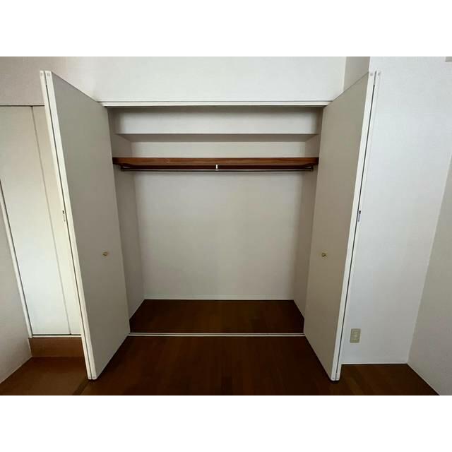 収納　奥行きもしっかりの収納です