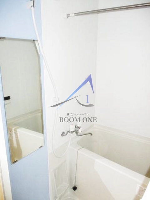 バス・シャワールーム　お風呂です。