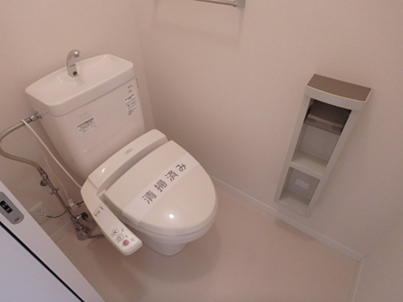 トイレ　図面と現状に相違がある場合には現状を優先