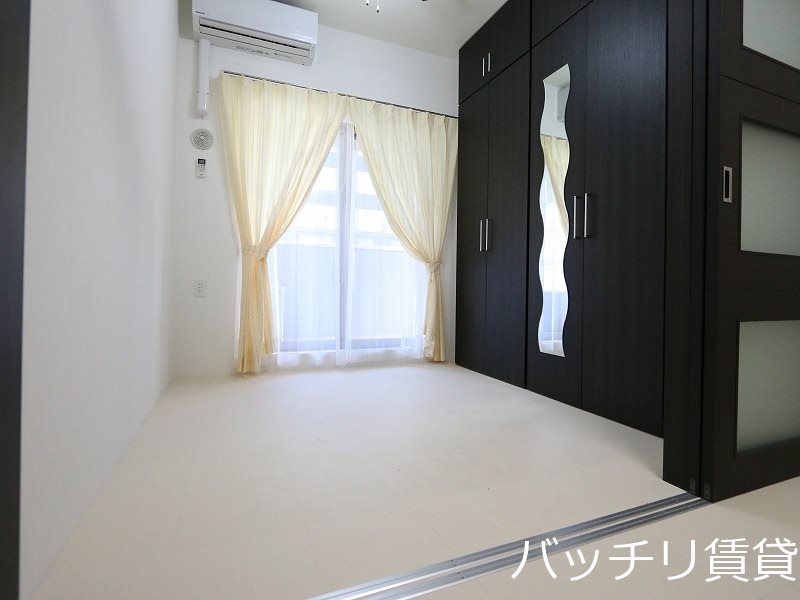 バルコニー　別号室タイプの為、現状を優先します