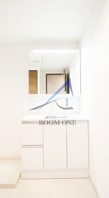 洗面設備　洗面台です。