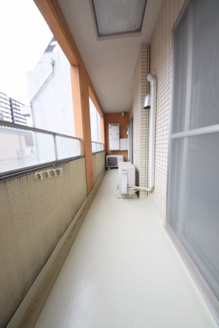 バルコニー　CITY SPIRE難波プレミア　バルコニー