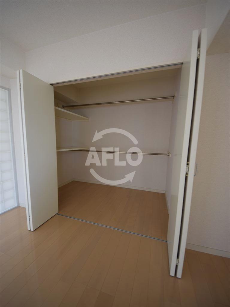 収納　CITY SPIRE難波プレミア　クローゼット