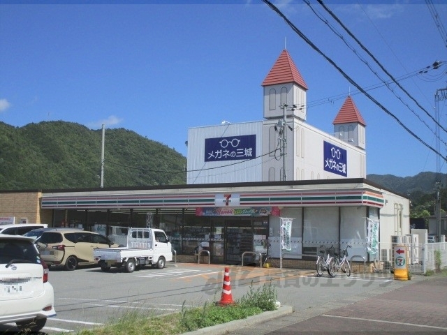 コンビニ　セブンイレブン篠山大沢店（コンビニ）まで750m
