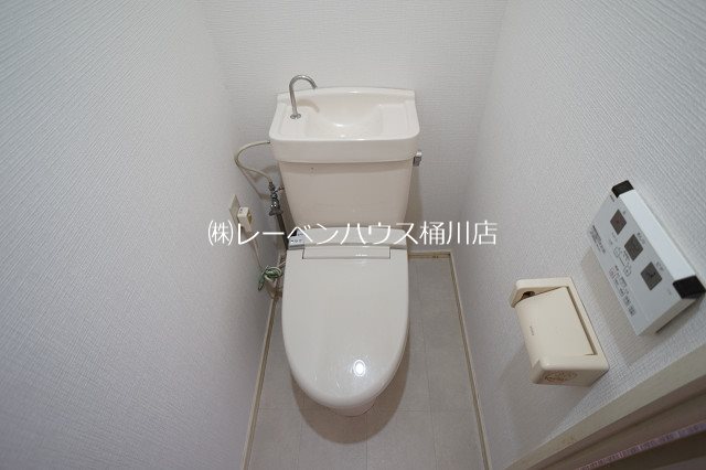 トイレ　別部屋参照