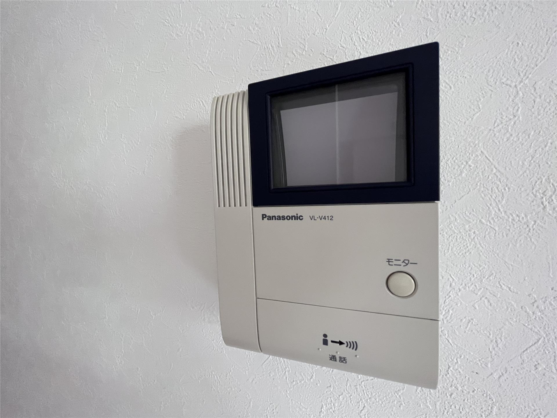 セキュリティ　来客時にお部屋から確認できるモニター付きドアホン♪